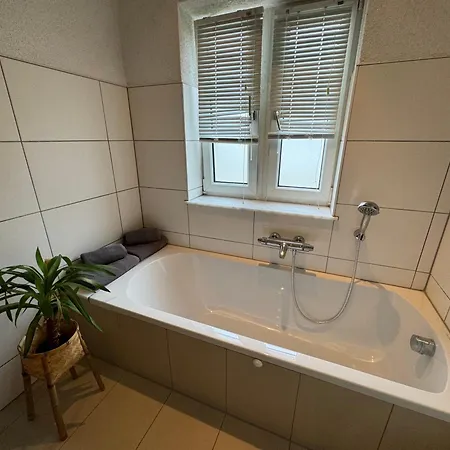 Apartment Boho Mit Eigenem Garten Nähe Salzburg